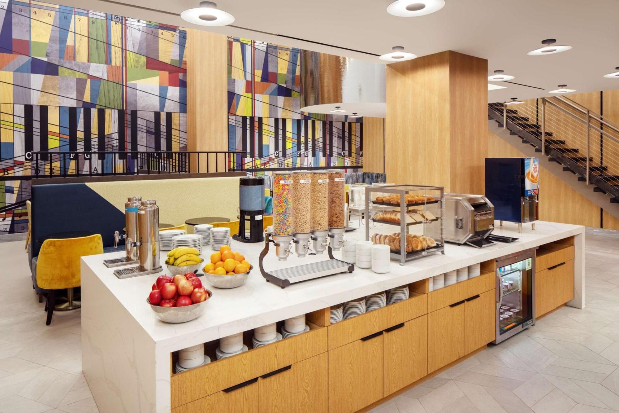 Hampton Inn By Hilton New York Times Square Exterior photo